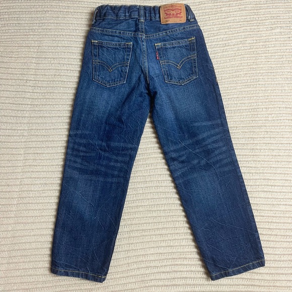 Distressed Levi’s 502 - Picture 2 of 2